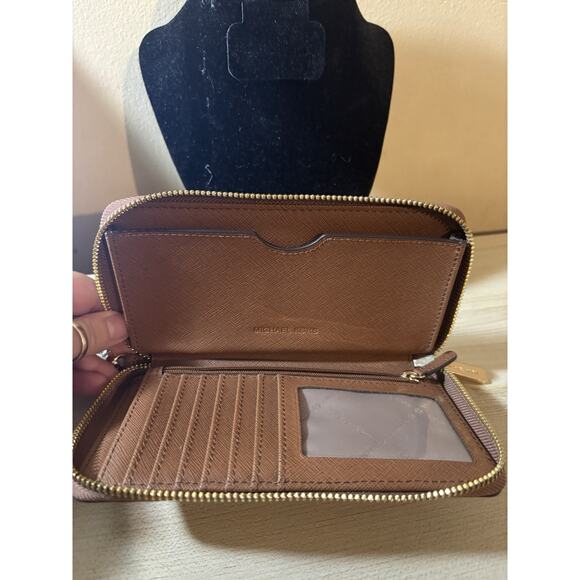 Michael Kors Jet Set Wristlet Wallet, Large - Brown - Picture 4 of 9